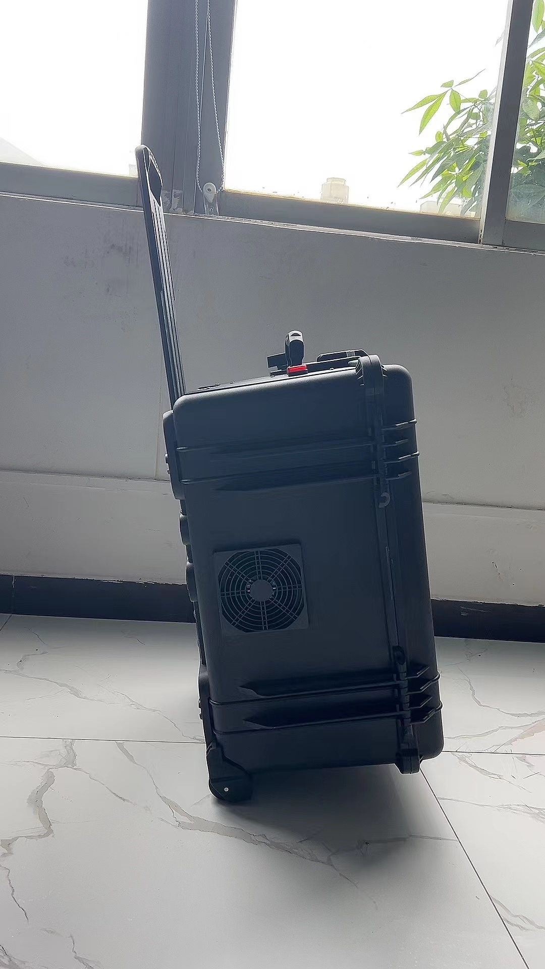 万载手拉箱型移动通信干扰器